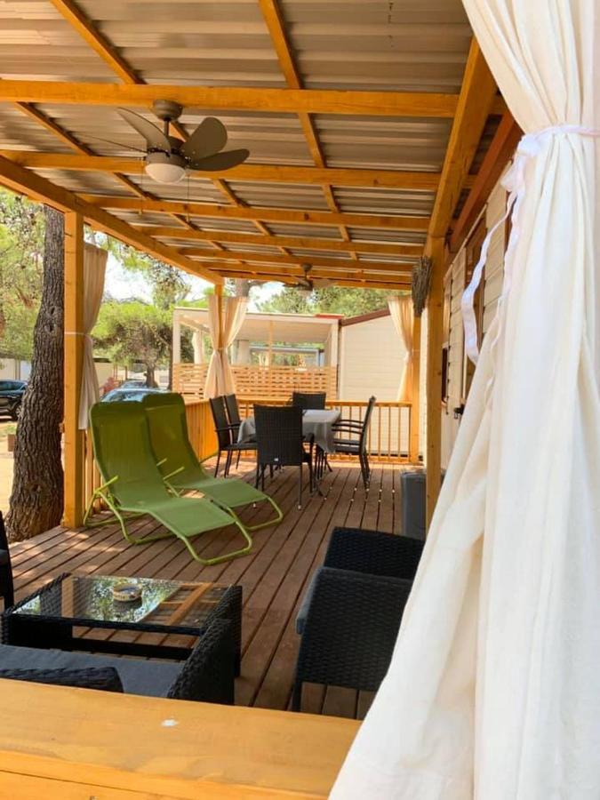 Coral Mobile Home Привлака Экстерьер фото